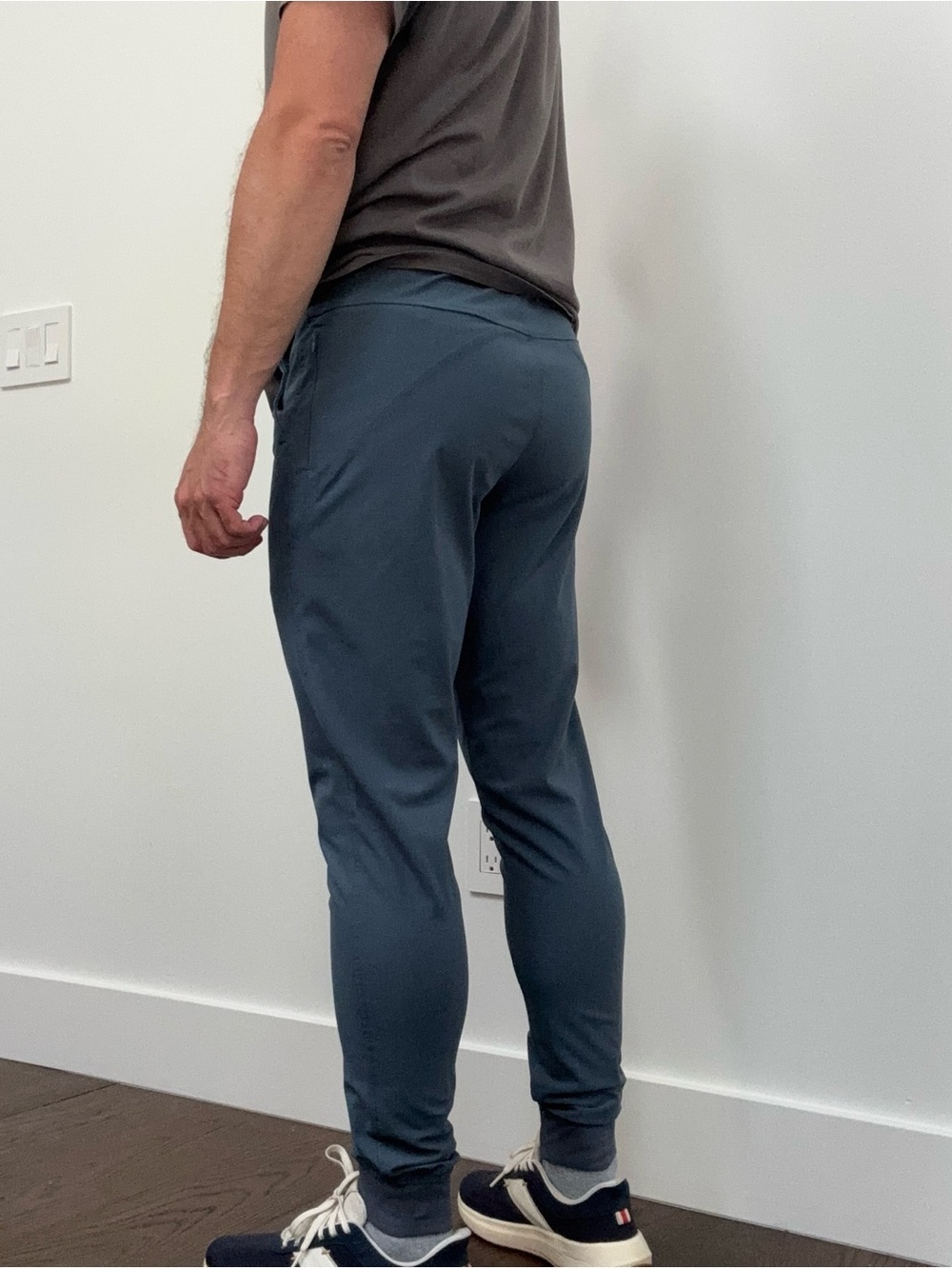 Birddogs Men’s Slim Fit Joggers Size Small Blue Unlined